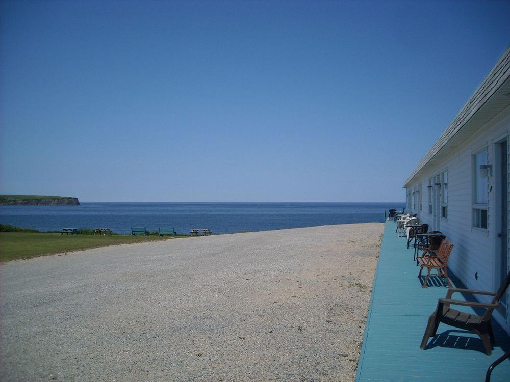 Motel Le Noroit L'Anse-au-Griffon Eksteriør billede
