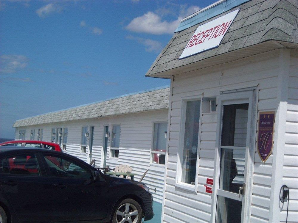 Motel Le Noroit L'Anse-au-Griffon Eksteriør billede